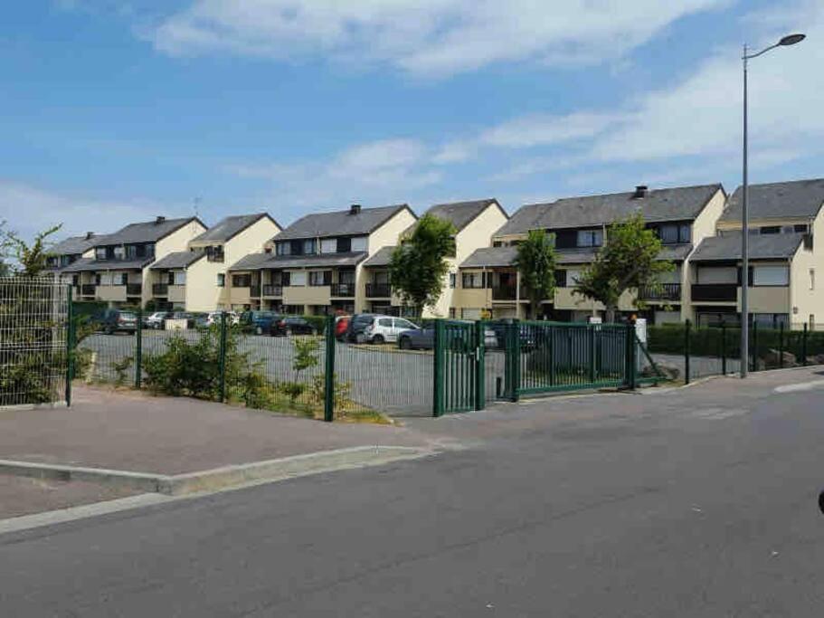 Appartement Refait A Neuf, 4 Pers A Courseulles Exterior photo